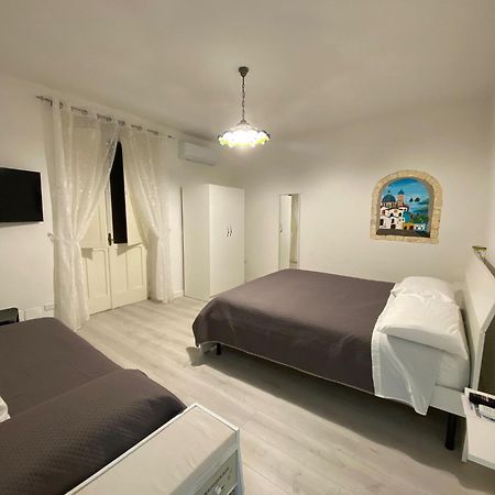 B&B Due Su Due Holiday Виетри Экстерьер фото