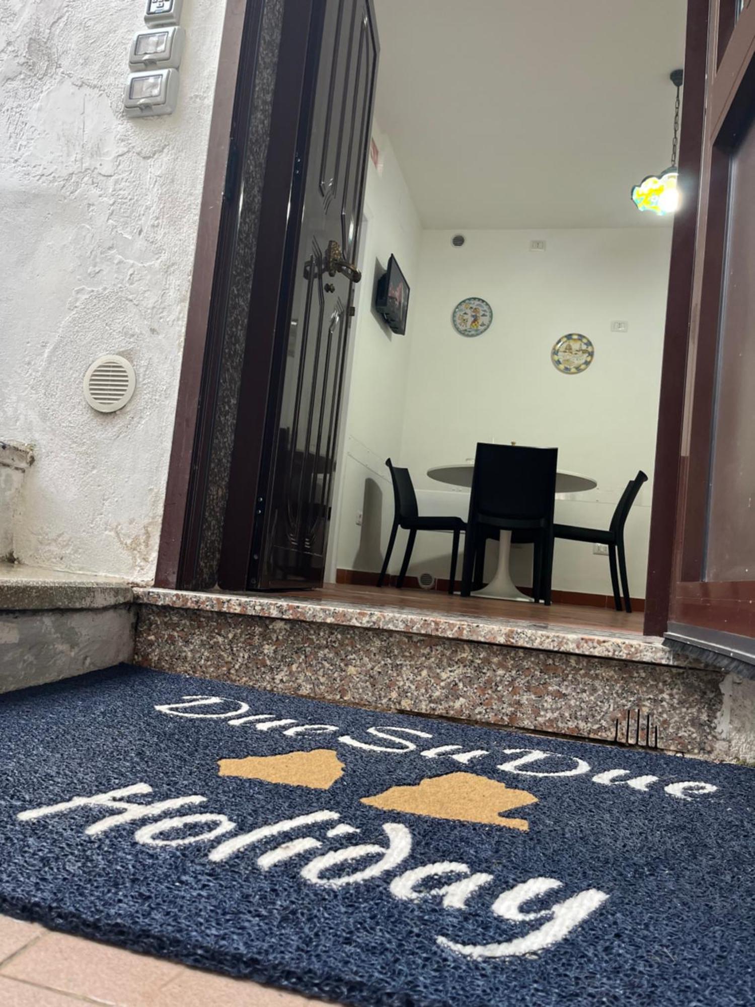 B&B Due Su Due Holiday Виетри Экстерьер фото
